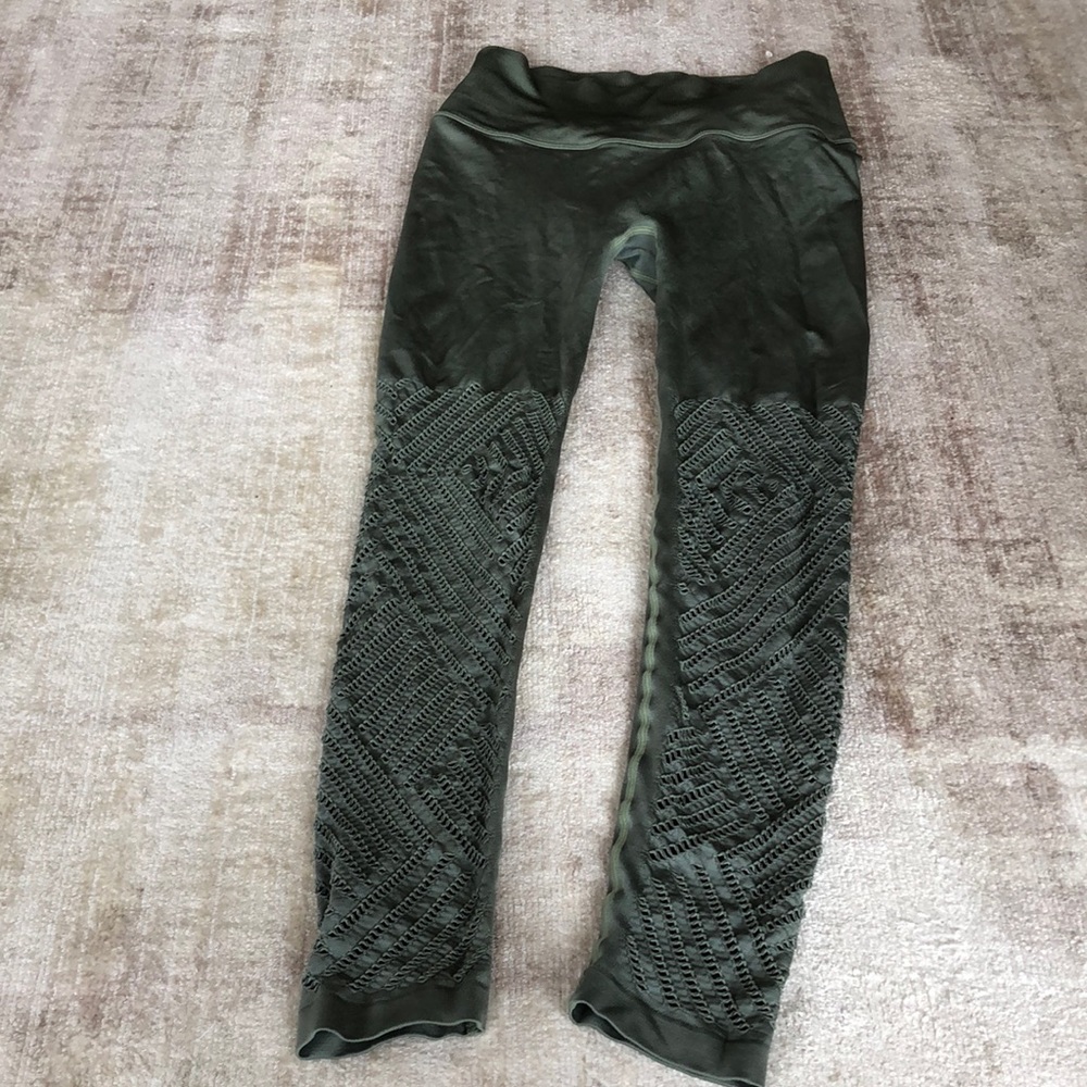Women’s Medium Victoria Sport leggings